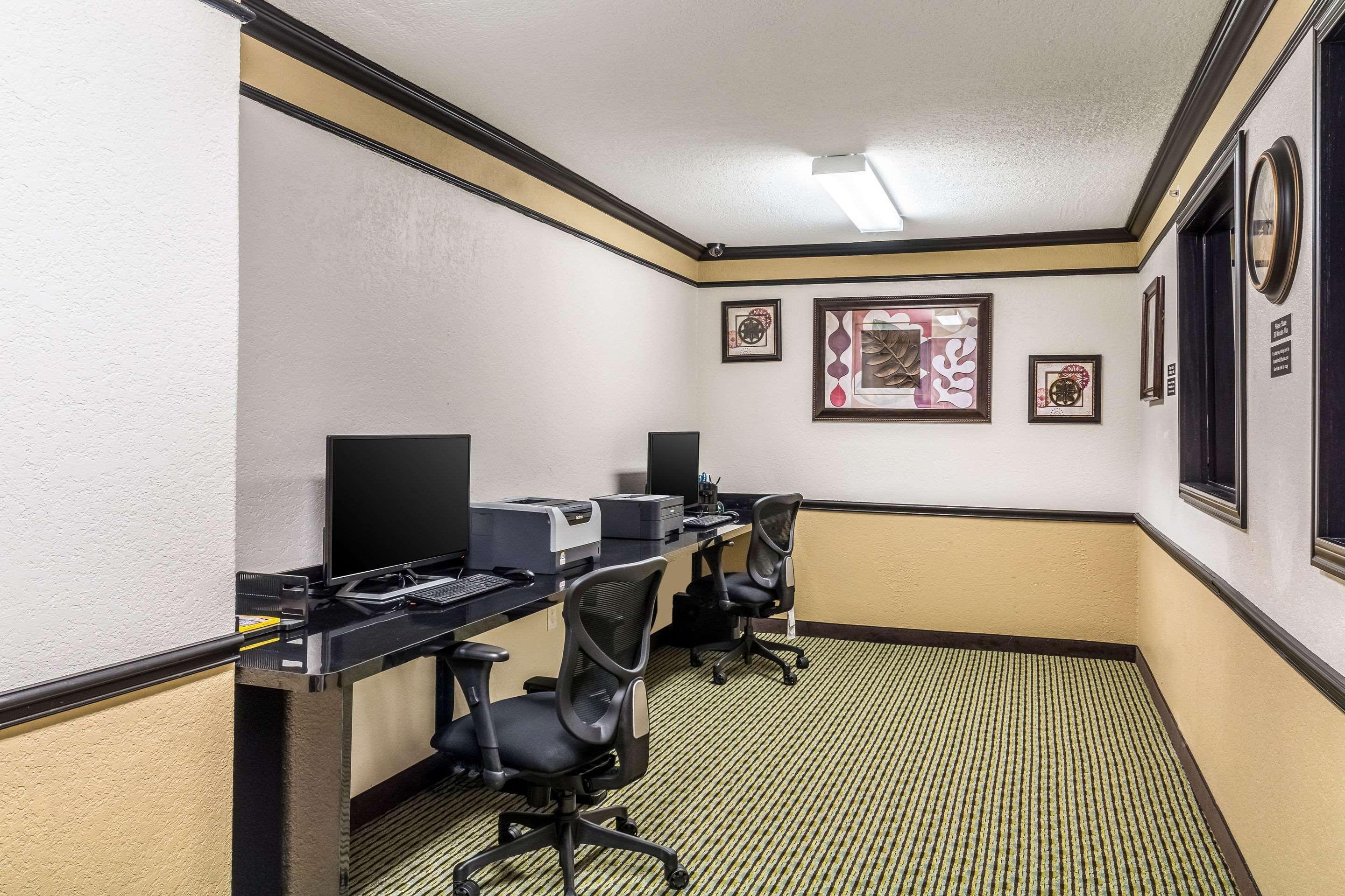 Quality Inn & Suites Seaworld North Сан Антонио Екстериор снимка